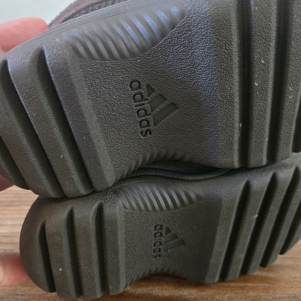 Kids Yeezy Desert Boot ‘Oil’  Kids US 6 - Picture 7 of 16